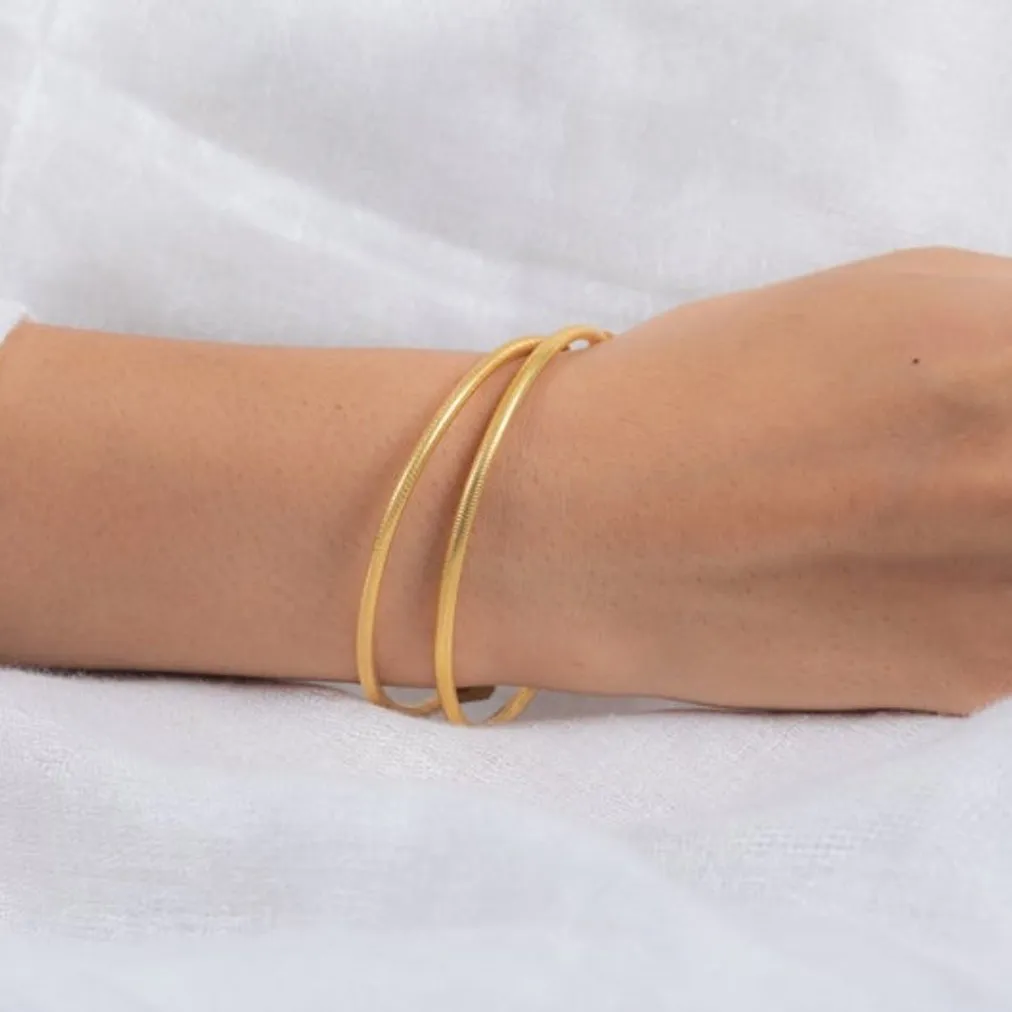 18k Yellow Gold Bangle Bracelet