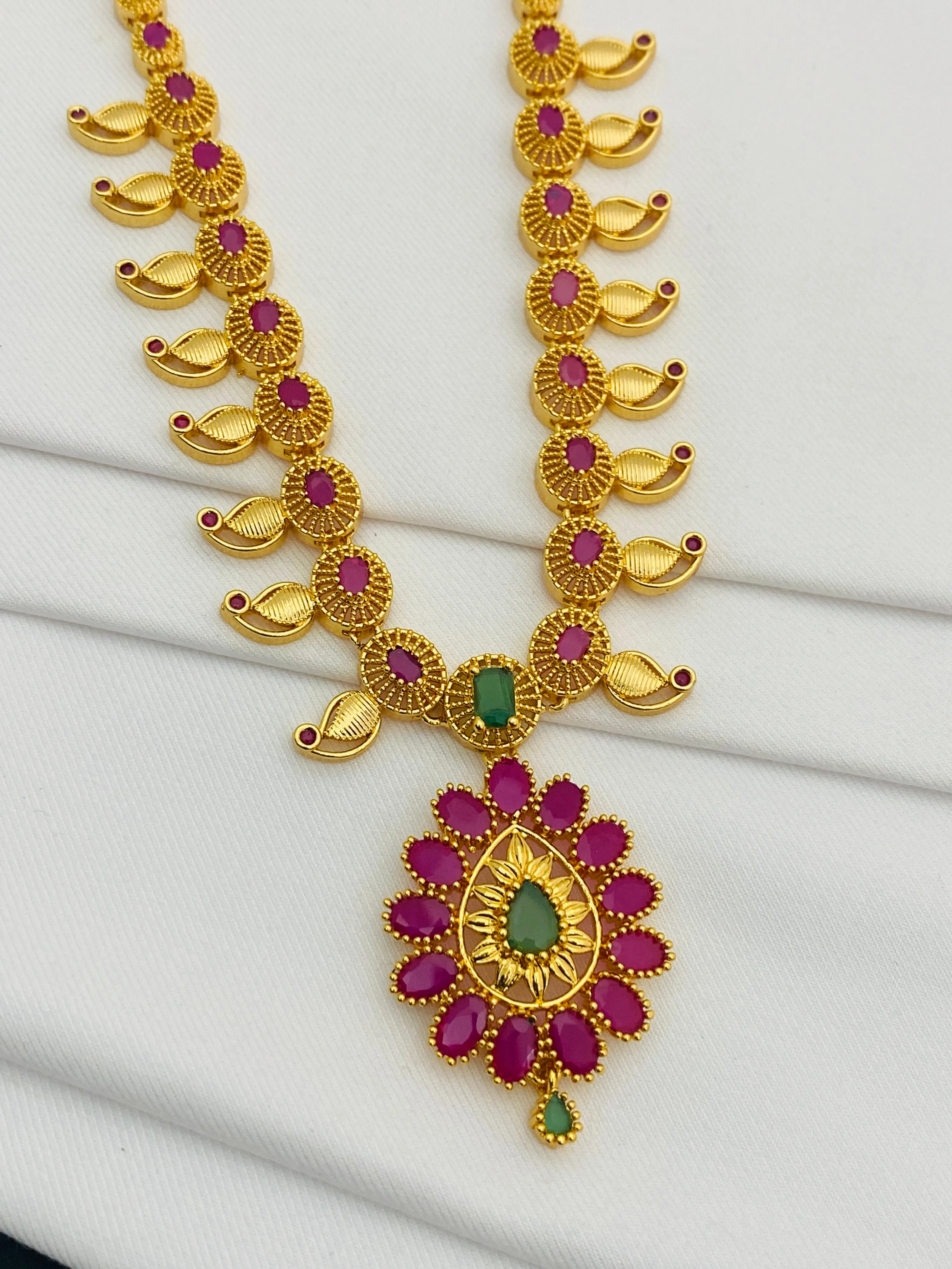 Beautiful Premium Quality Ruby Stoned Necklace