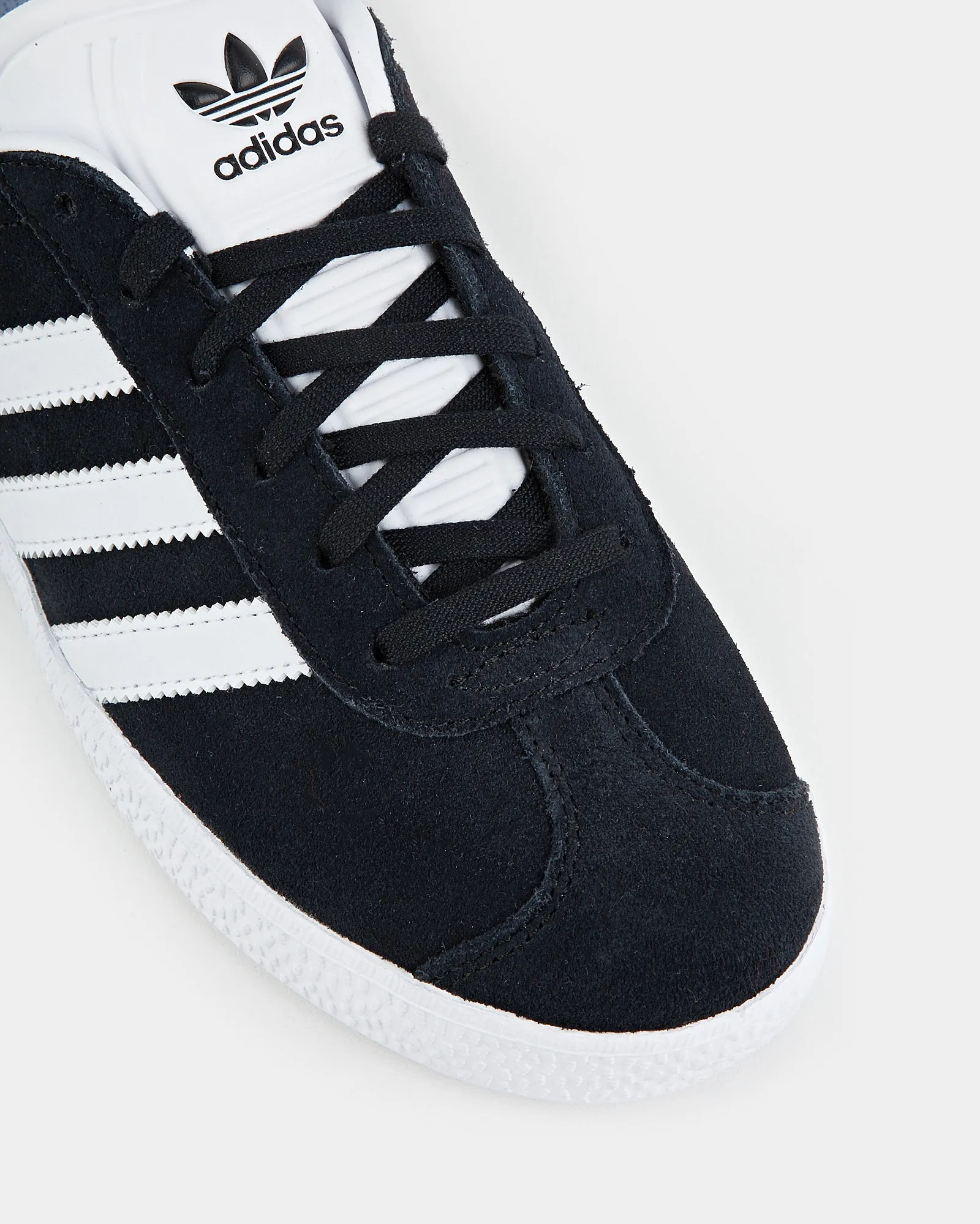 Gazelle Grade School Black/White