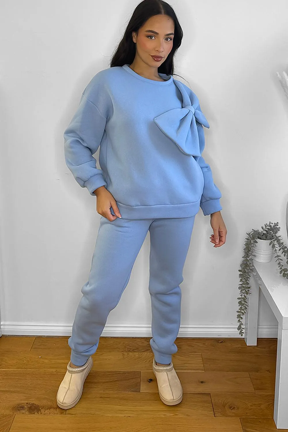 Large Bow Detail Sweatshirt And Trousers Loungewear Set