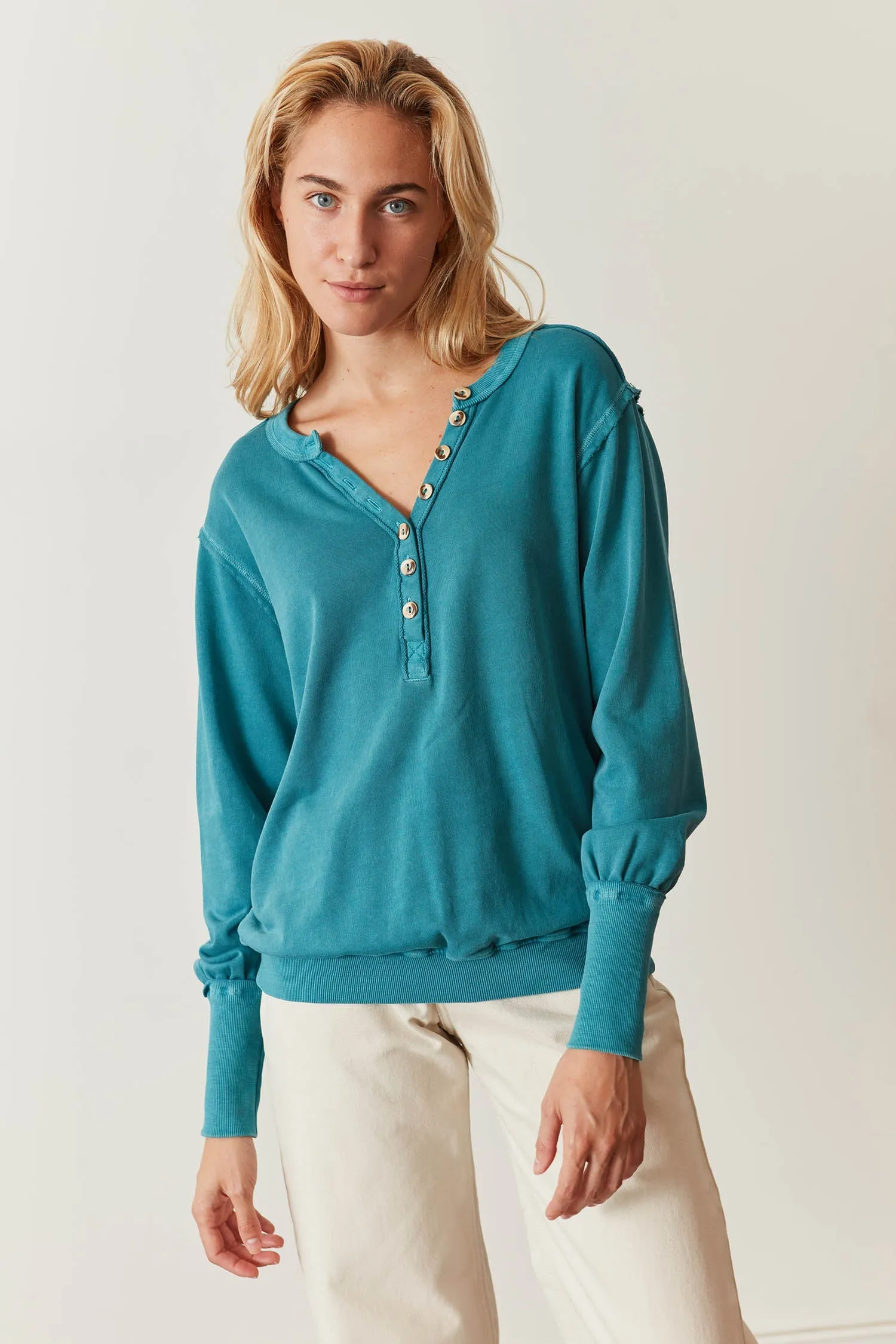 Washed Halle Pullover